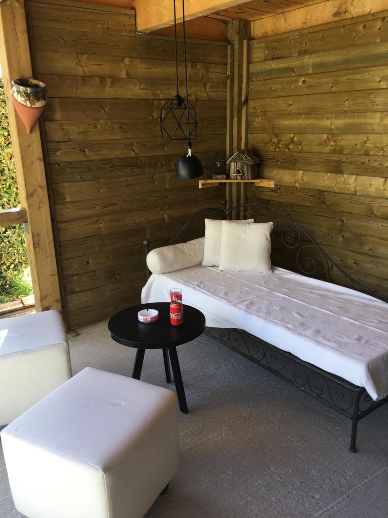 La Ferme Du Preneau Bed & Breakfast ชาลองส์ ภายนอก รูปภาพ