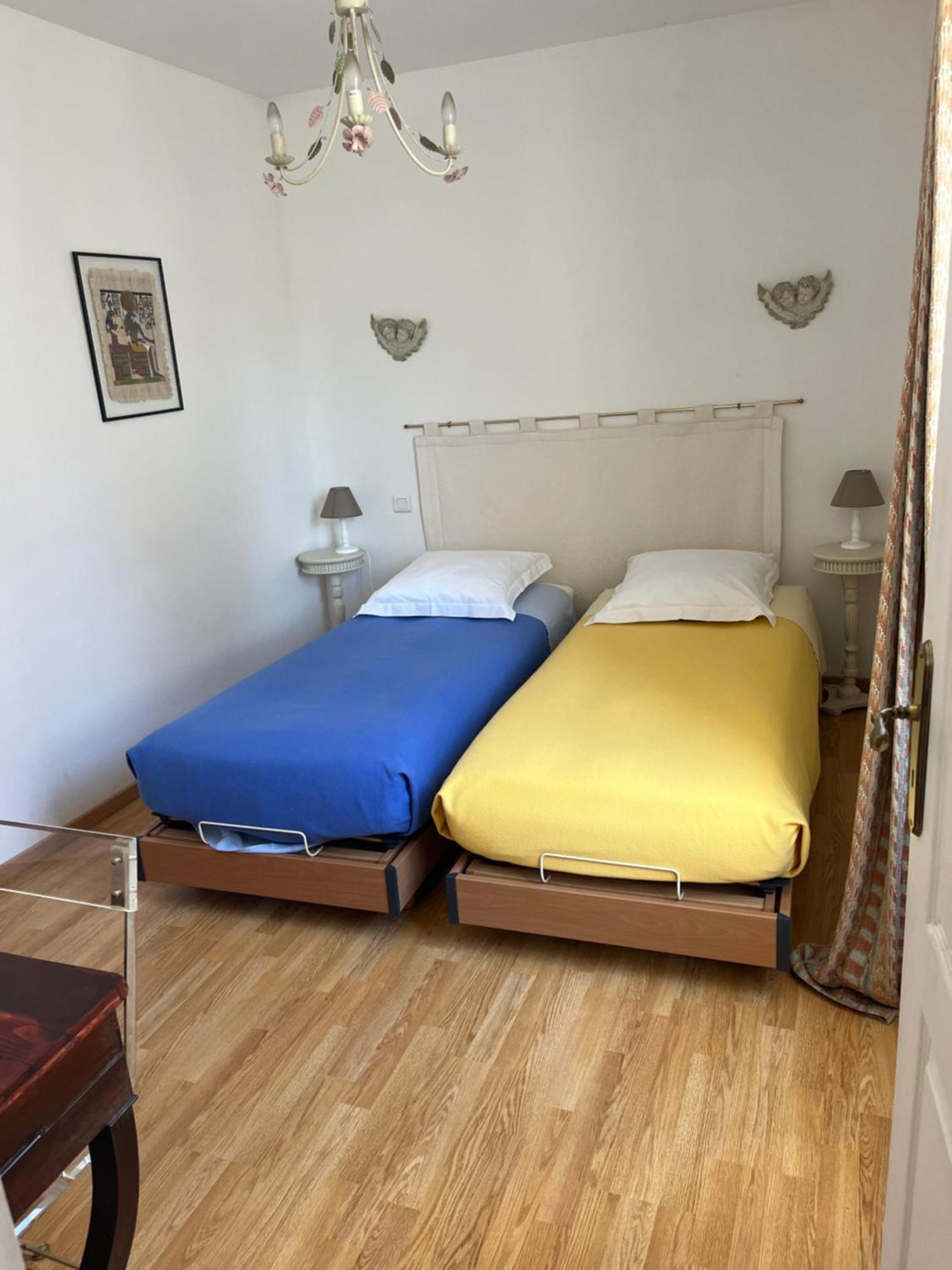 La Ferme Du Preneau Bed & Breakfast ชาลองส์ ภายนอก รูปภาพ