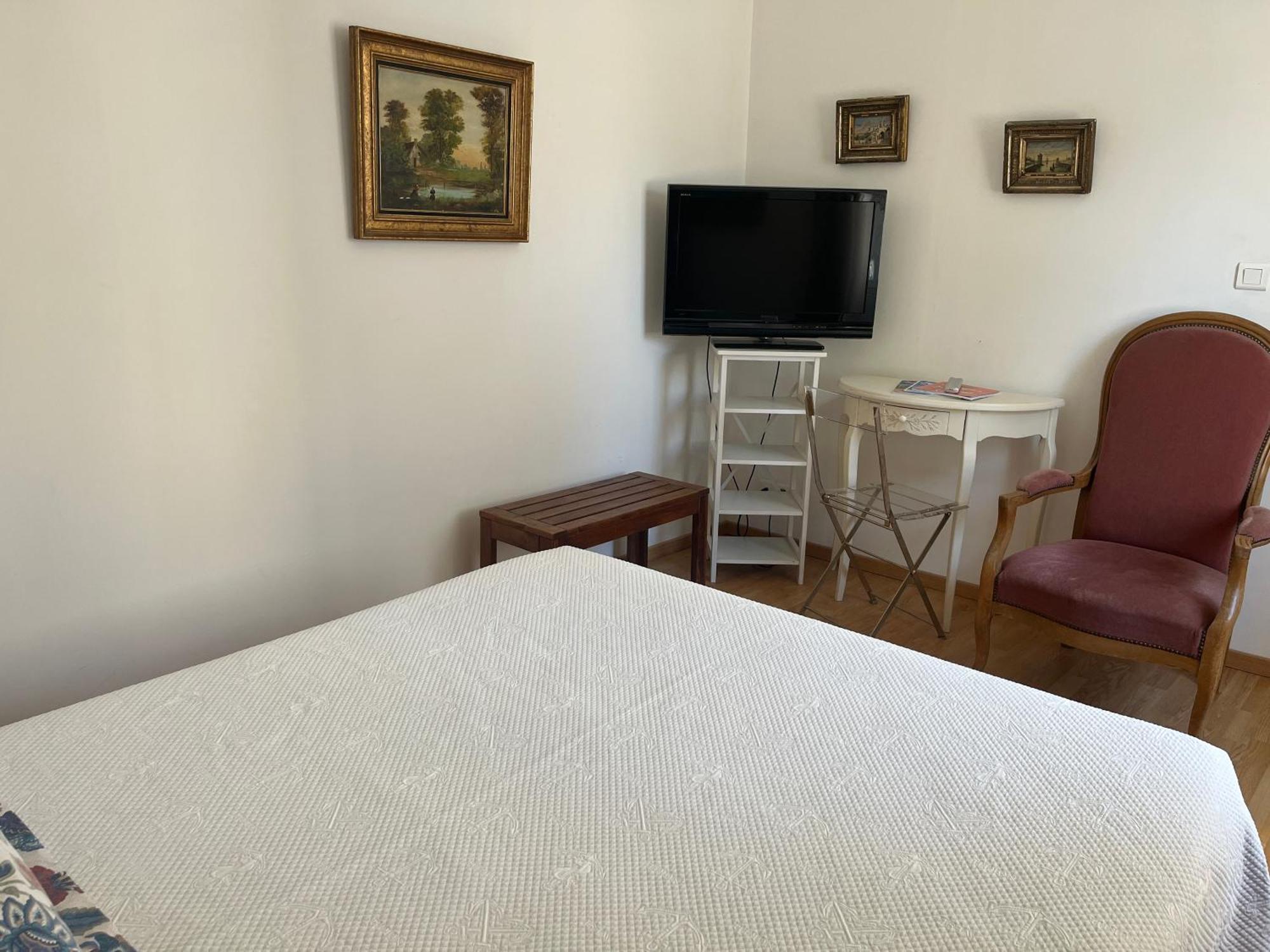 La Ferme Du Preneau Bed & Breakfast ชาลองส์ ภายนอก รูปภาพ